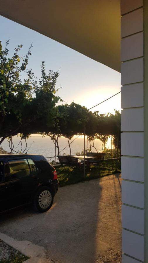 Vila Orizzonte Blue Sarandë Exterior foto
